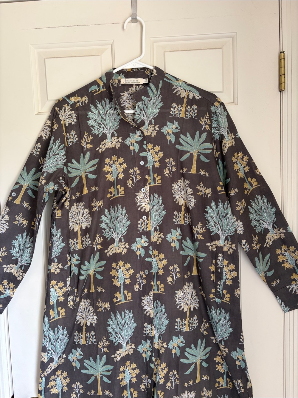 RockFlowerPaper Lightweight Casual Dress/Beach Cover Up Size M.